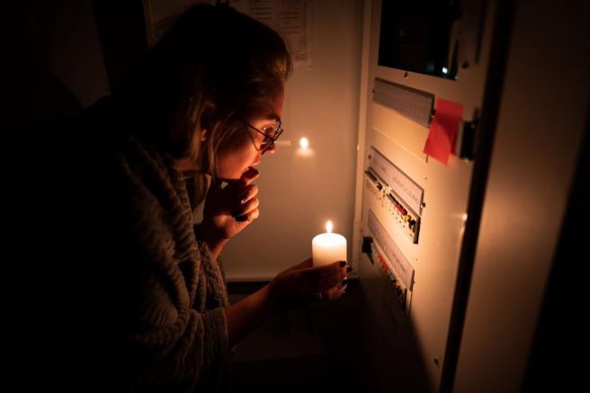 THEMA ENERGIE / AKTUELLER DENN JE